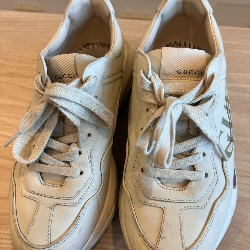 Gucci Sneakers *AUTHENTIC* - Picture 2 of 6